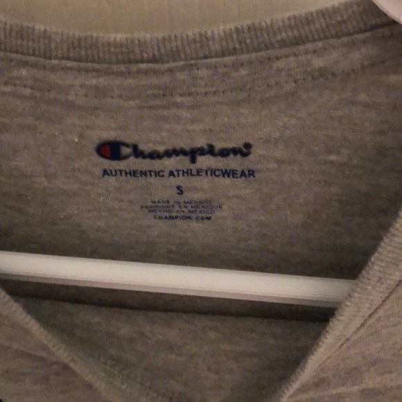 Champion grey long sleeve - Picture 3 of 3